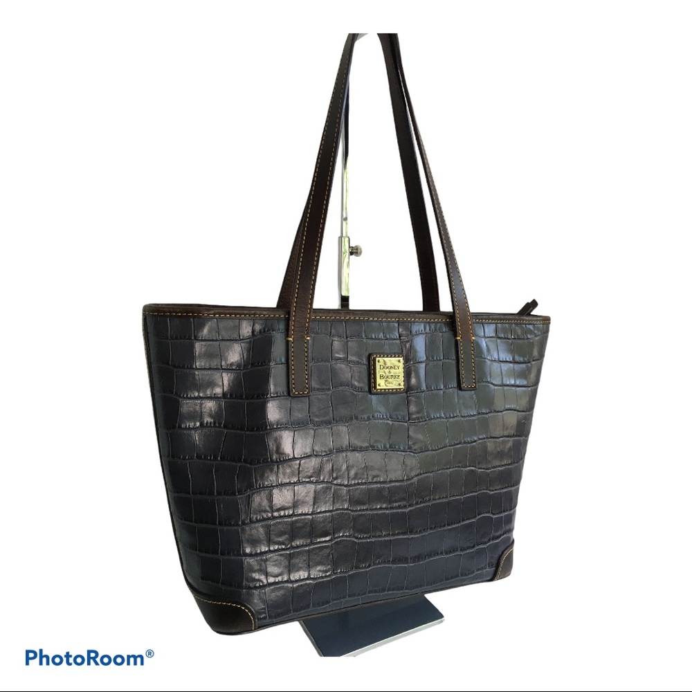 Dooney & Bourke Tote